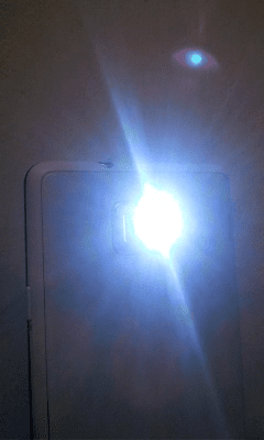 Screenshot of the application flashlight strobe light - #3