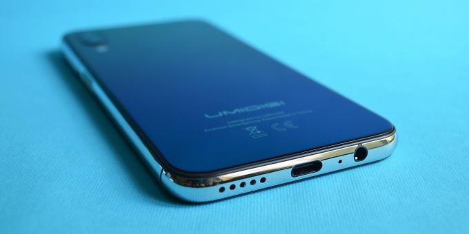 Umidigi F1 Play: smartphone with a powerful battery and a 48 megapixel camera