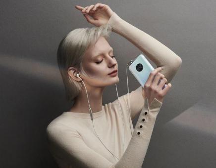 Vivo unveiled a new 5G smartphone